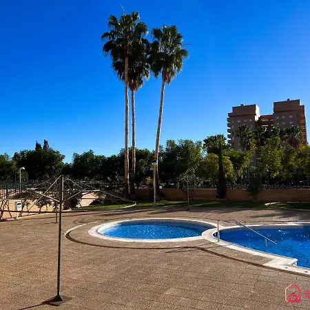 El Oasis أوروبيسا ذيل مار