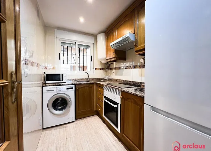 El Oasis أوروبيسا ذيل مار